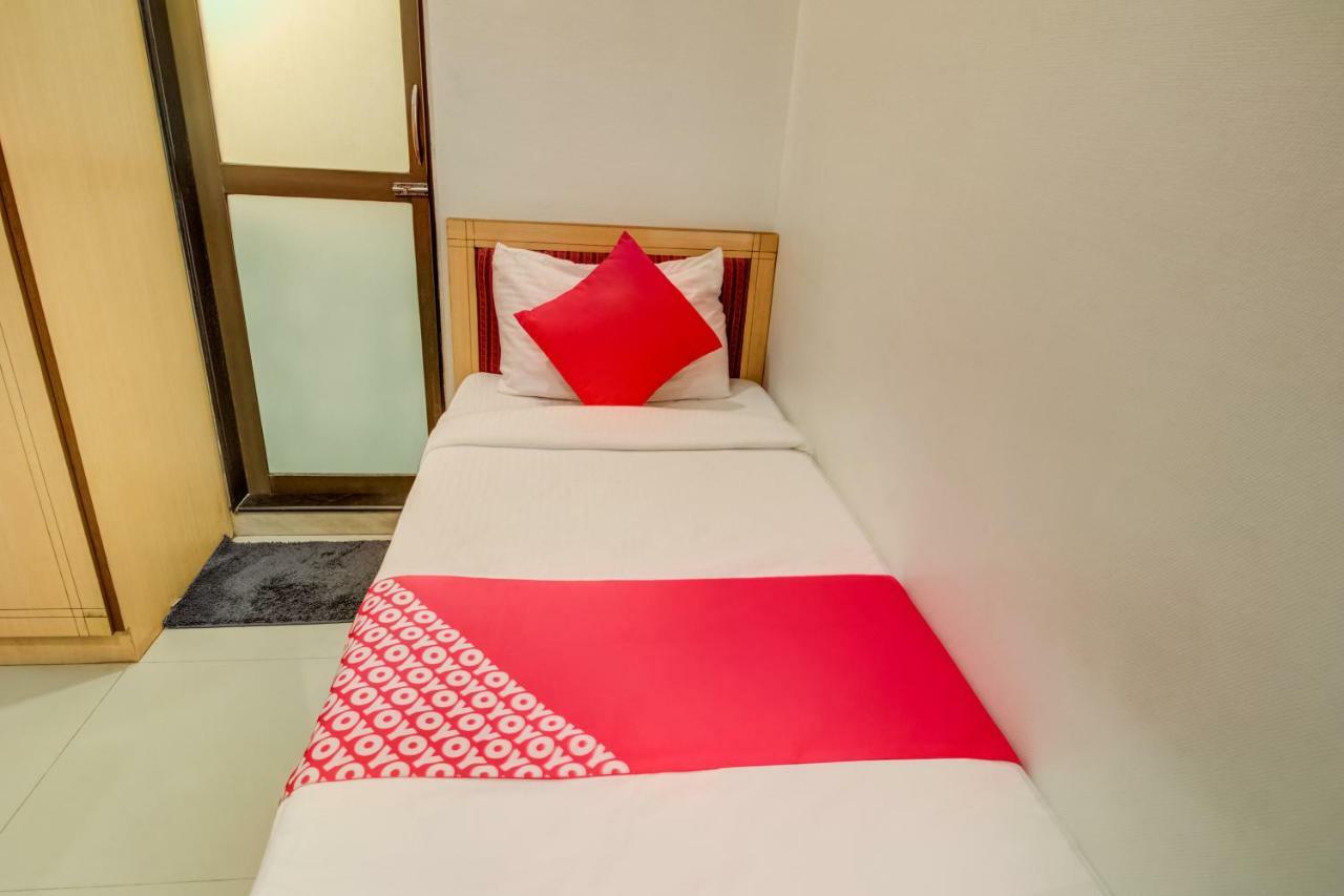 Oyo Flagship 572 Santacruz West Hotel Bombay Eksteriør billede