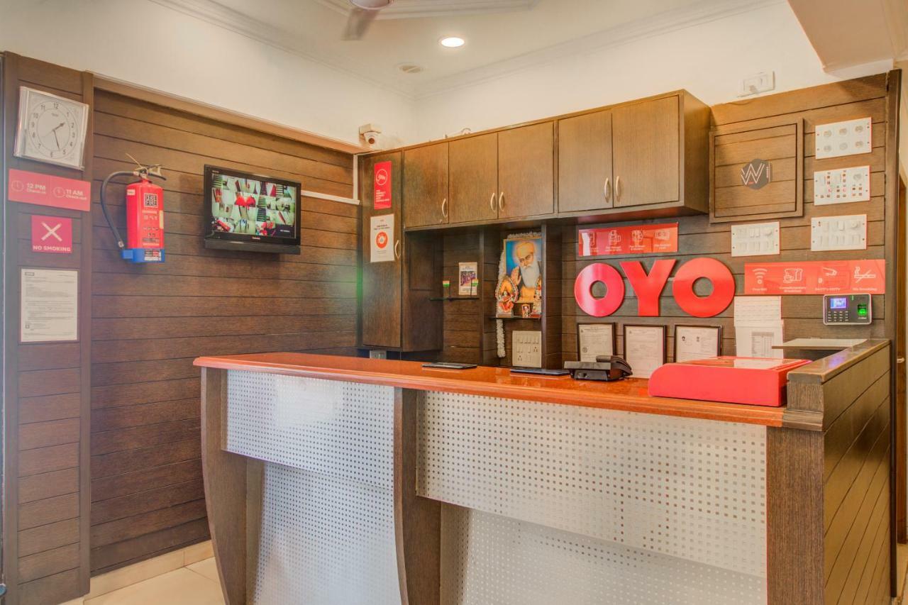 Oyo Flagship 572 Santacruz West Hotel Bombay Eksteriør billede